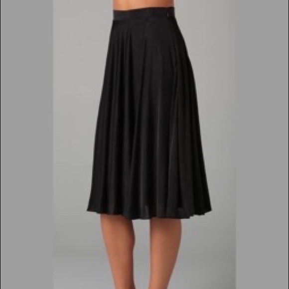 HALSTON HERITAGE Black Full Midi Skirt NWOT Size 4 - Picture 1 of 4